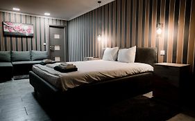 Mavie Apartment Boutique